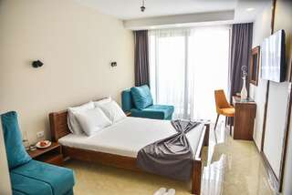 Отель Hotel Prova Улцинь Семейный номер с террасой-4