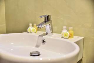 Отель Hotel Prova Улцинь Семейный люкс-3