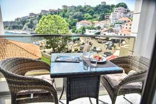 Отель Hotel Prova Улцинь Трехместный номер с видом на море-6